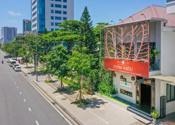 4 star hotel: Emm Hotel Hue