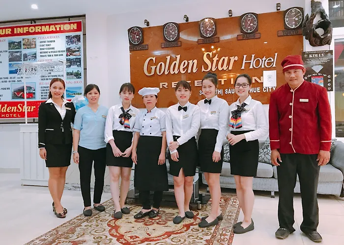 Hotel near College: Golden Star Hotel